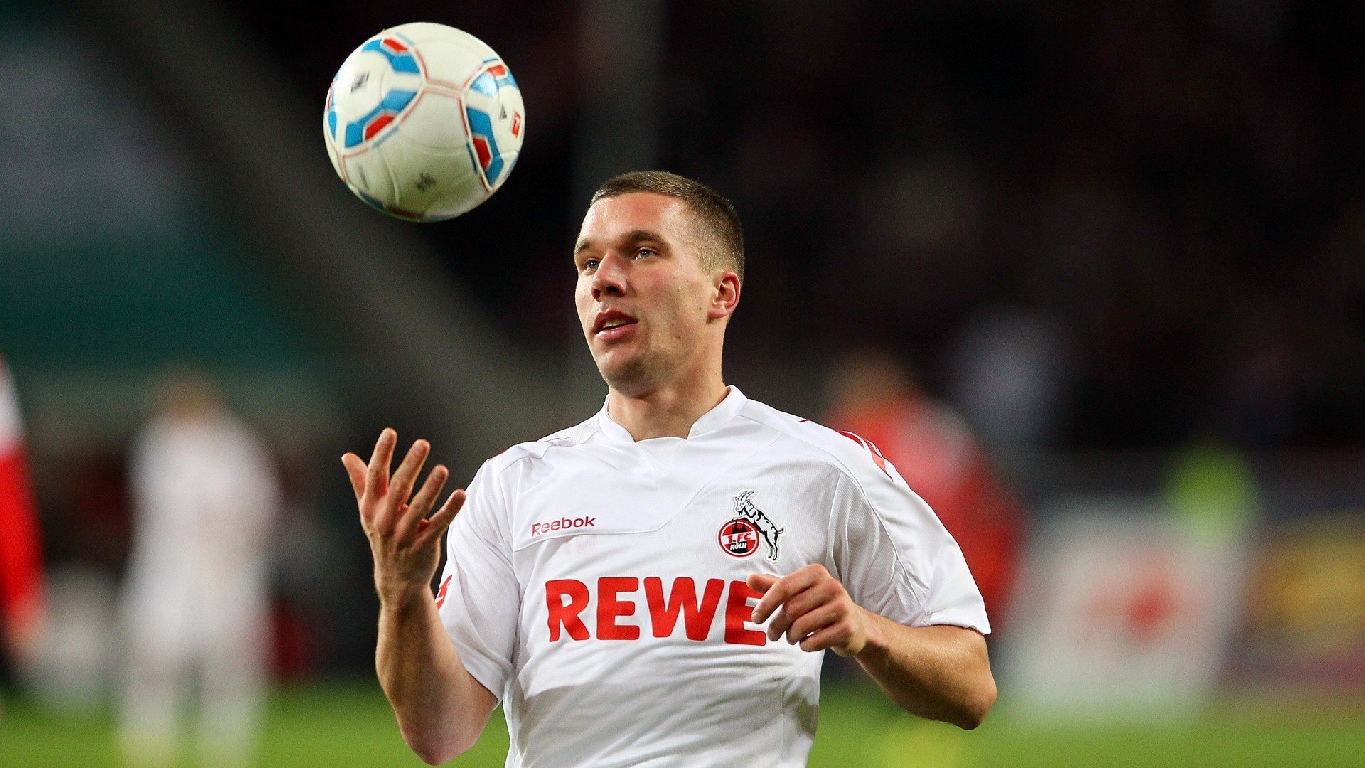 中国足球职业联赛制定球员行为正面引导规则，中国足球规划球员政策